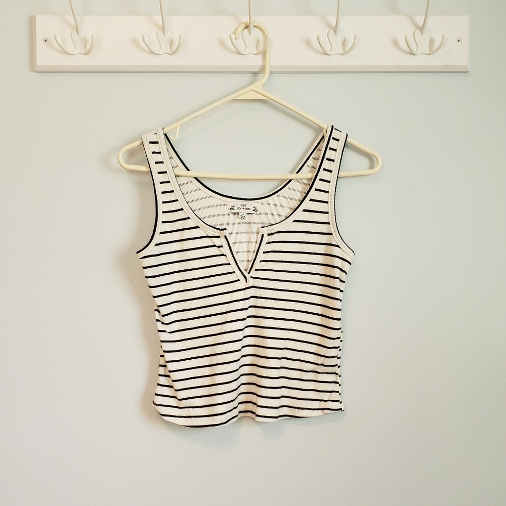 Black and White Striped Crop Tank